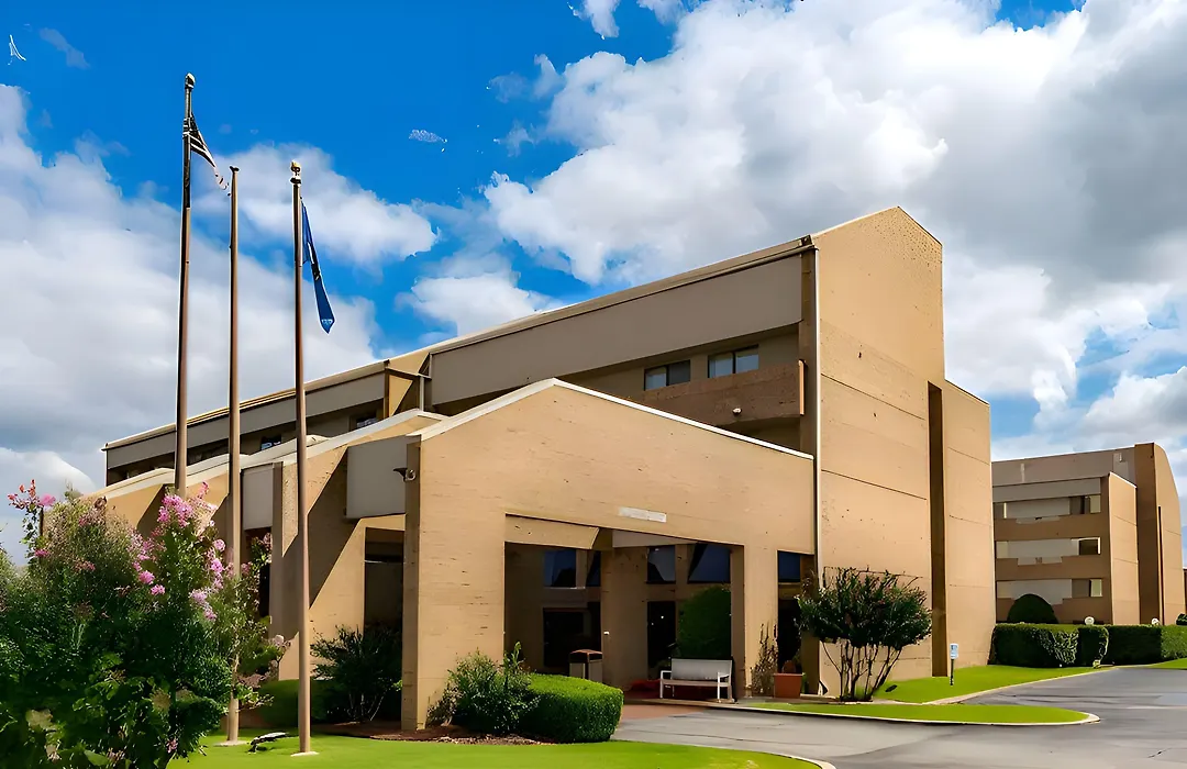 Tulsa Square Hotel Central, I-44 By Oyo-1
